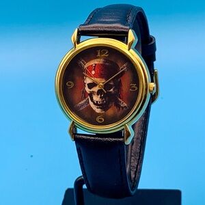 DISNEY PIRATES OF THE CARIBBEAN Men’s Wristwatch Special Edition Works New Batt